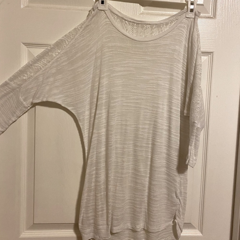 Long sleeve white top